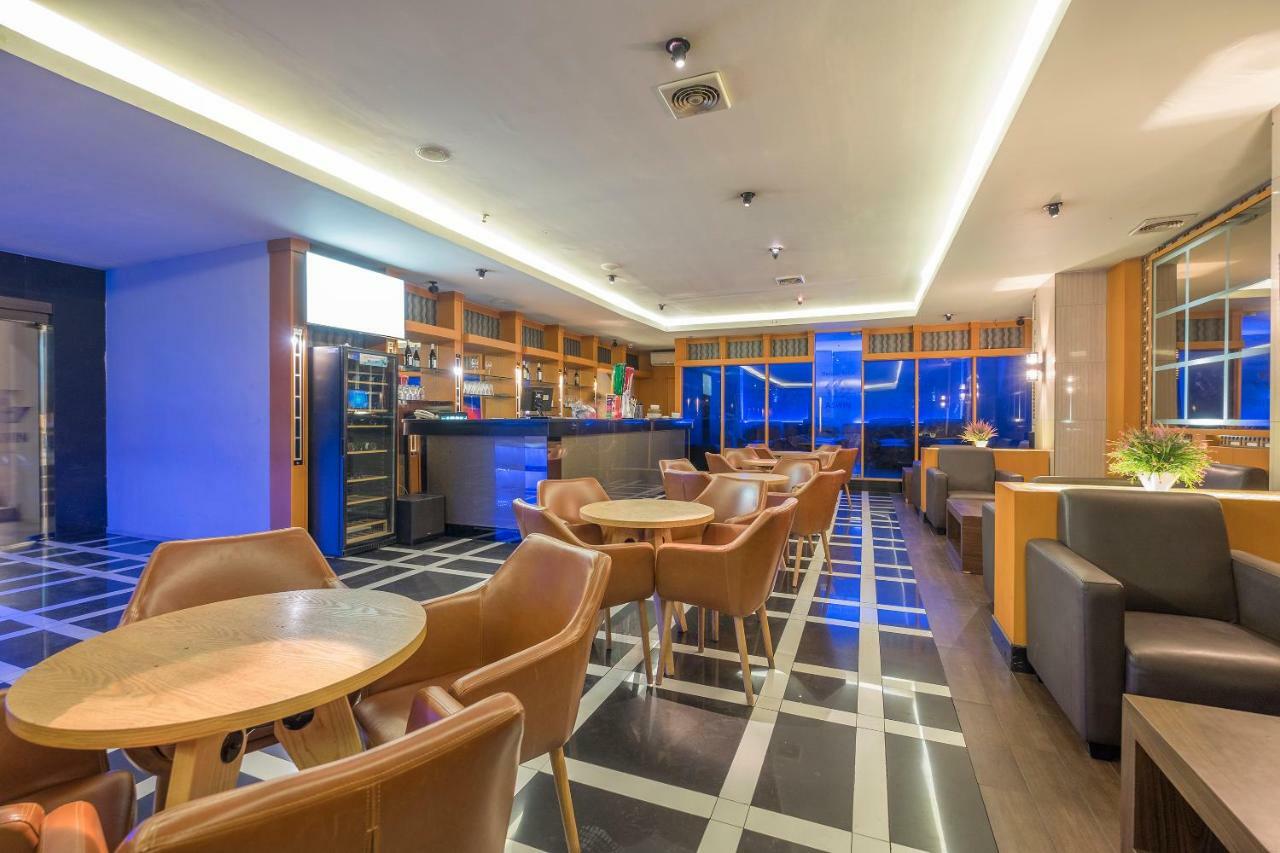 Aswin Hotel And Spa Μακασάρ Εξωτερικό φωτογραφία