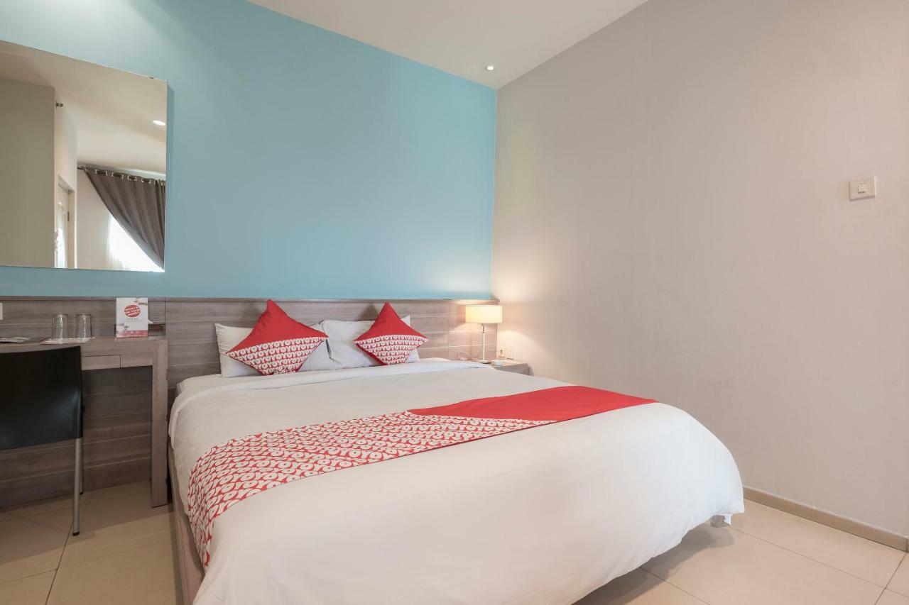 Aswin Hotel And Spa Μακασάρ Εξωτερικό φωτογραφία